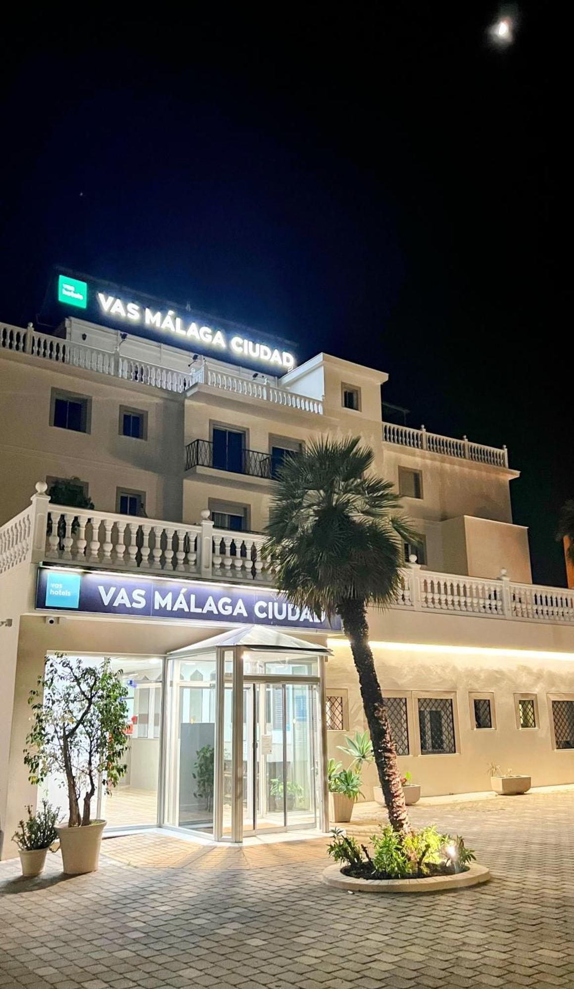 Vas Malaga Ciudad Hotel Buitenkant foto