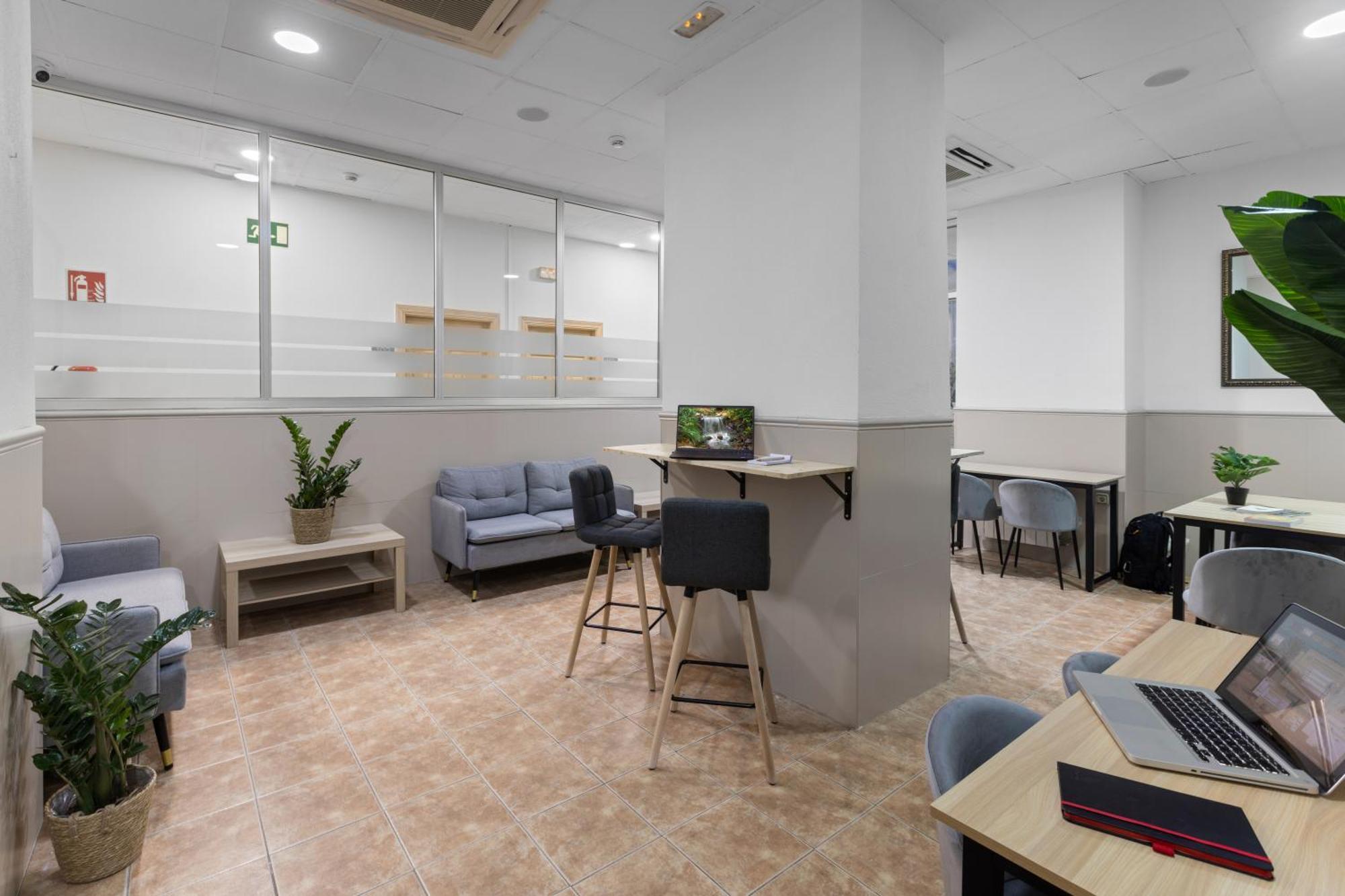 Vas Malaga Ciudad Hotel Buitenkant foto