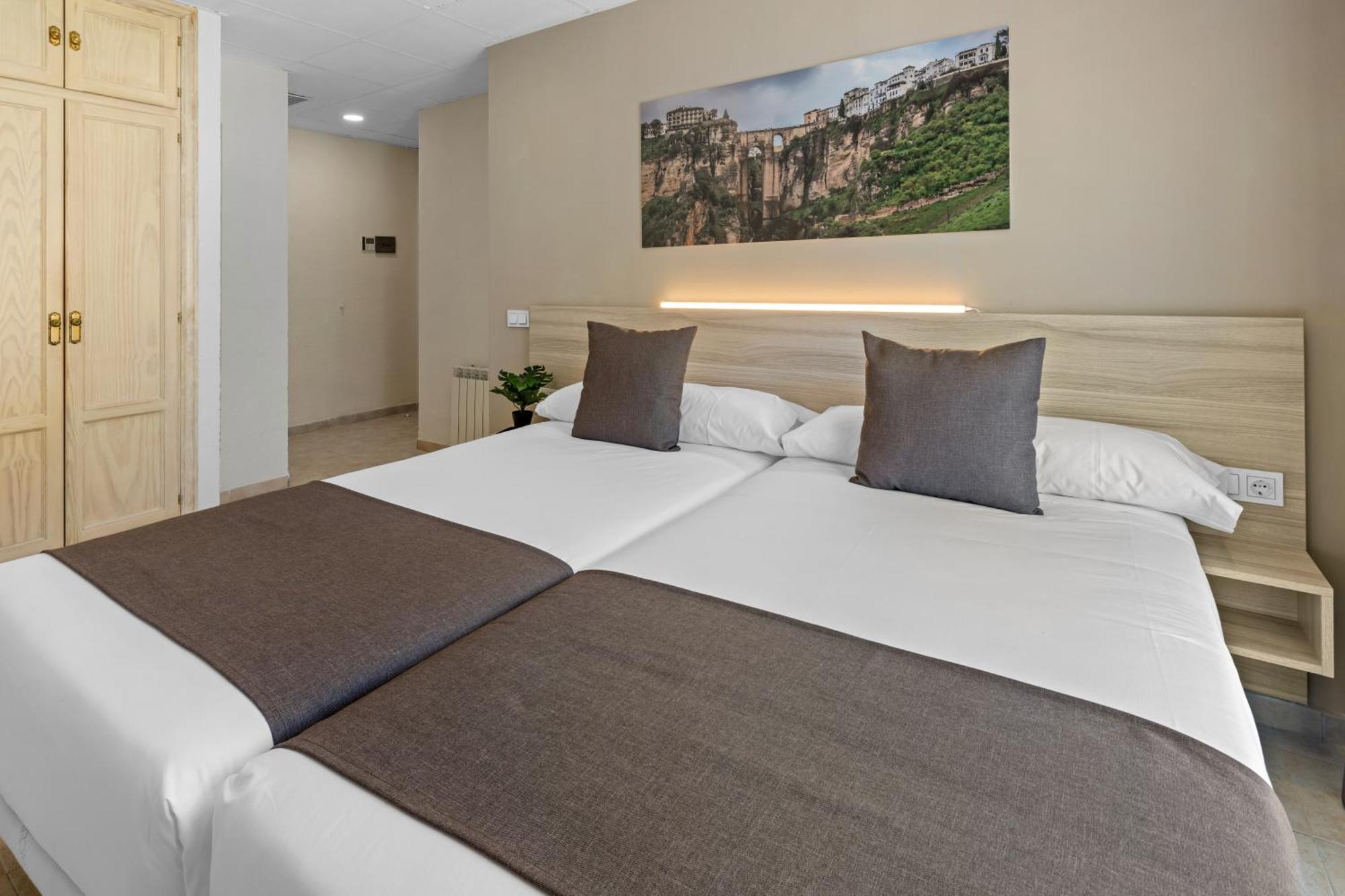 Vas Malaga Ciudad Hotel Buitenkant foto